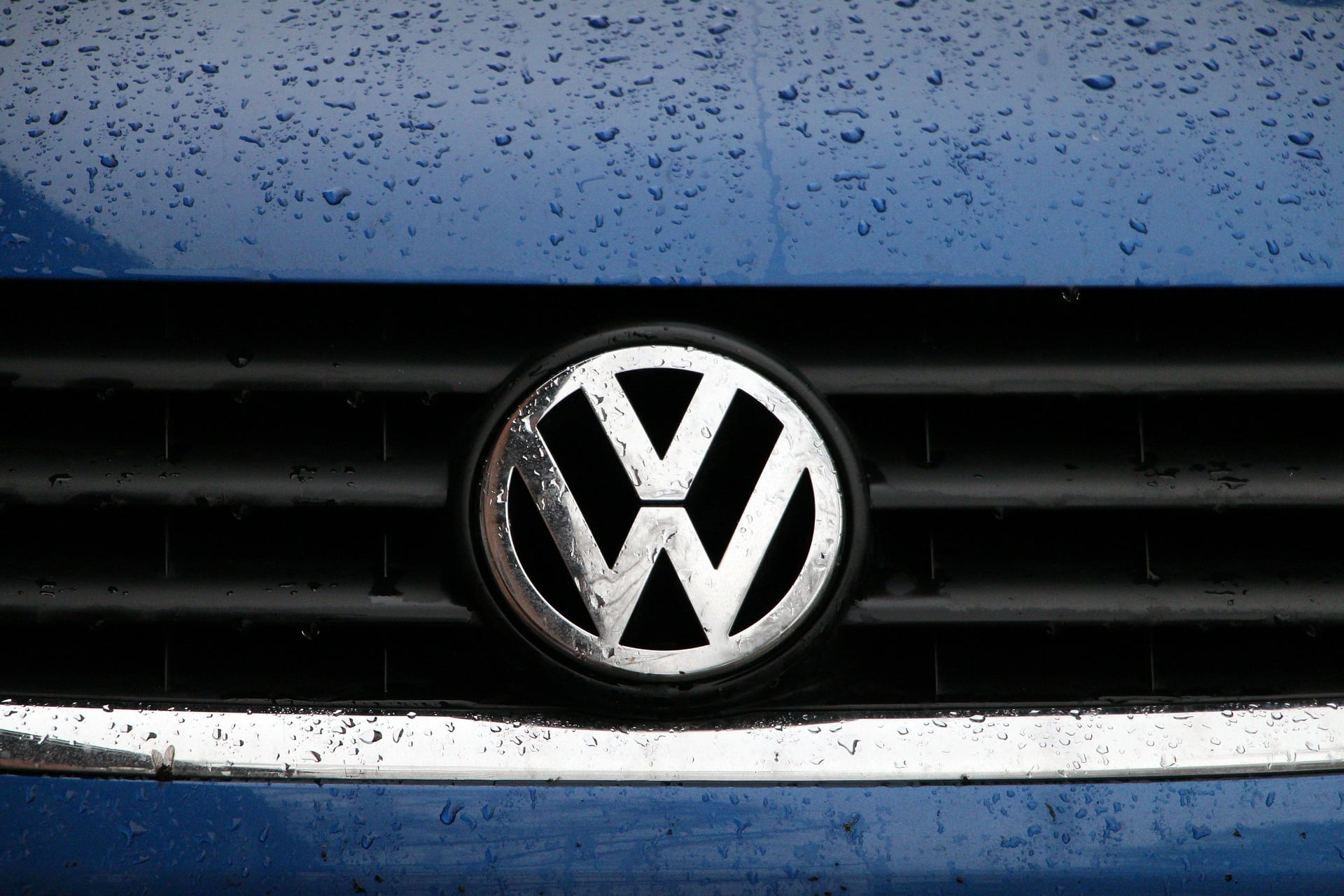 La révolution des ventes de véhicules électriques en Europe : Volkswagen surpasse Tesla