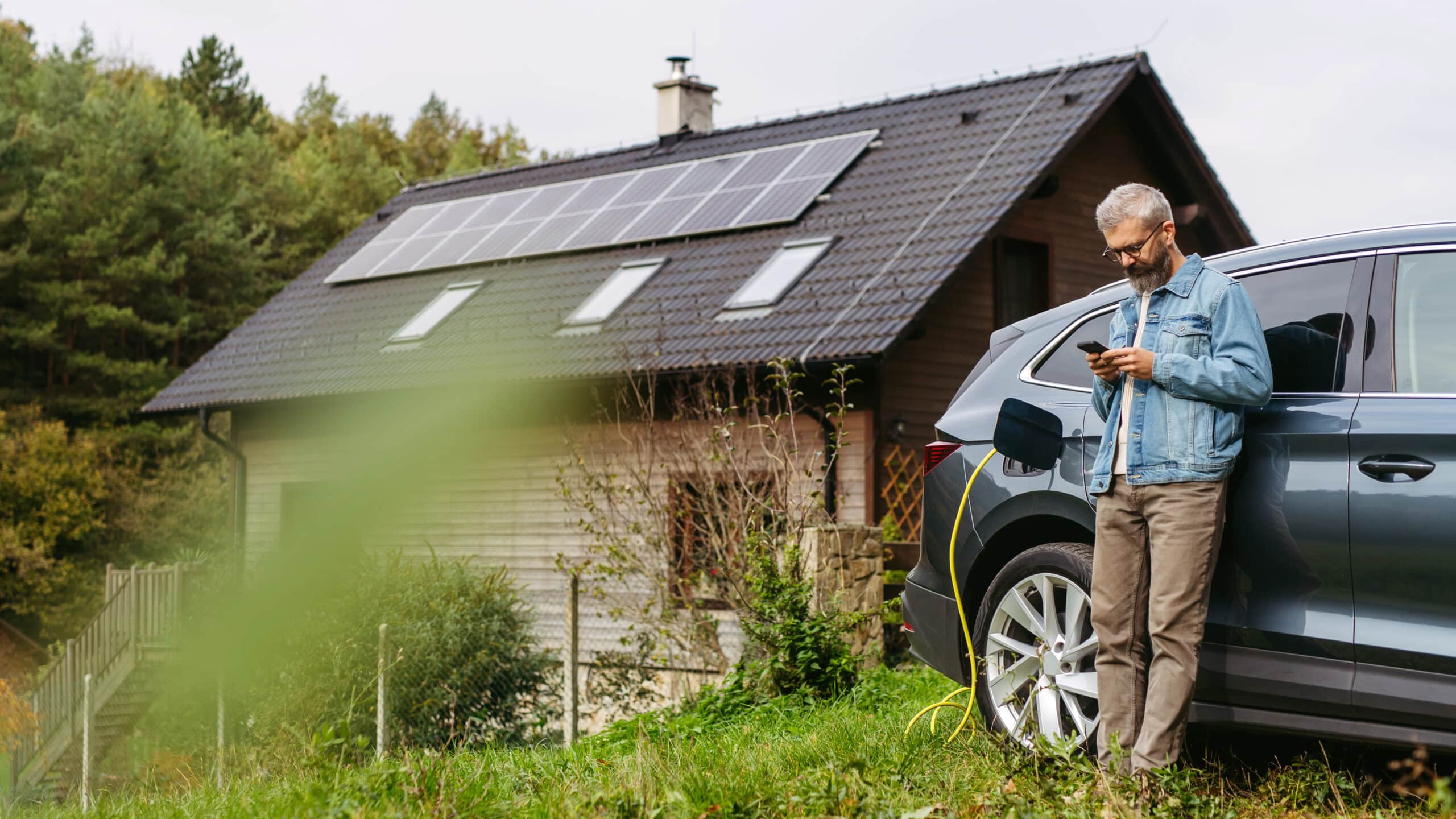 La montée en puissance de l'hybride en 2025