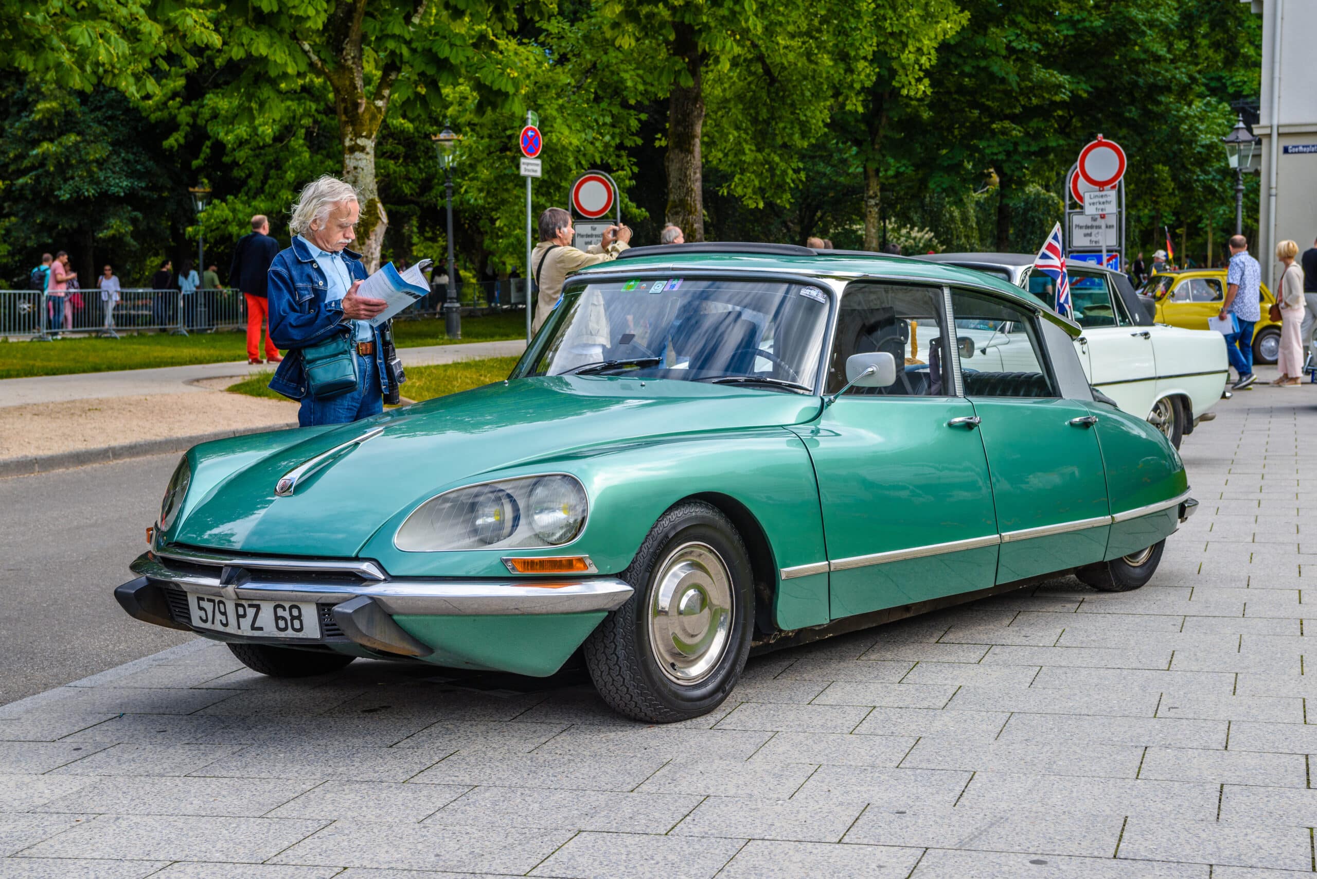 Citroën DS : 70 ans d'innovation et d'élégance célébrés à Rétromobile 2025