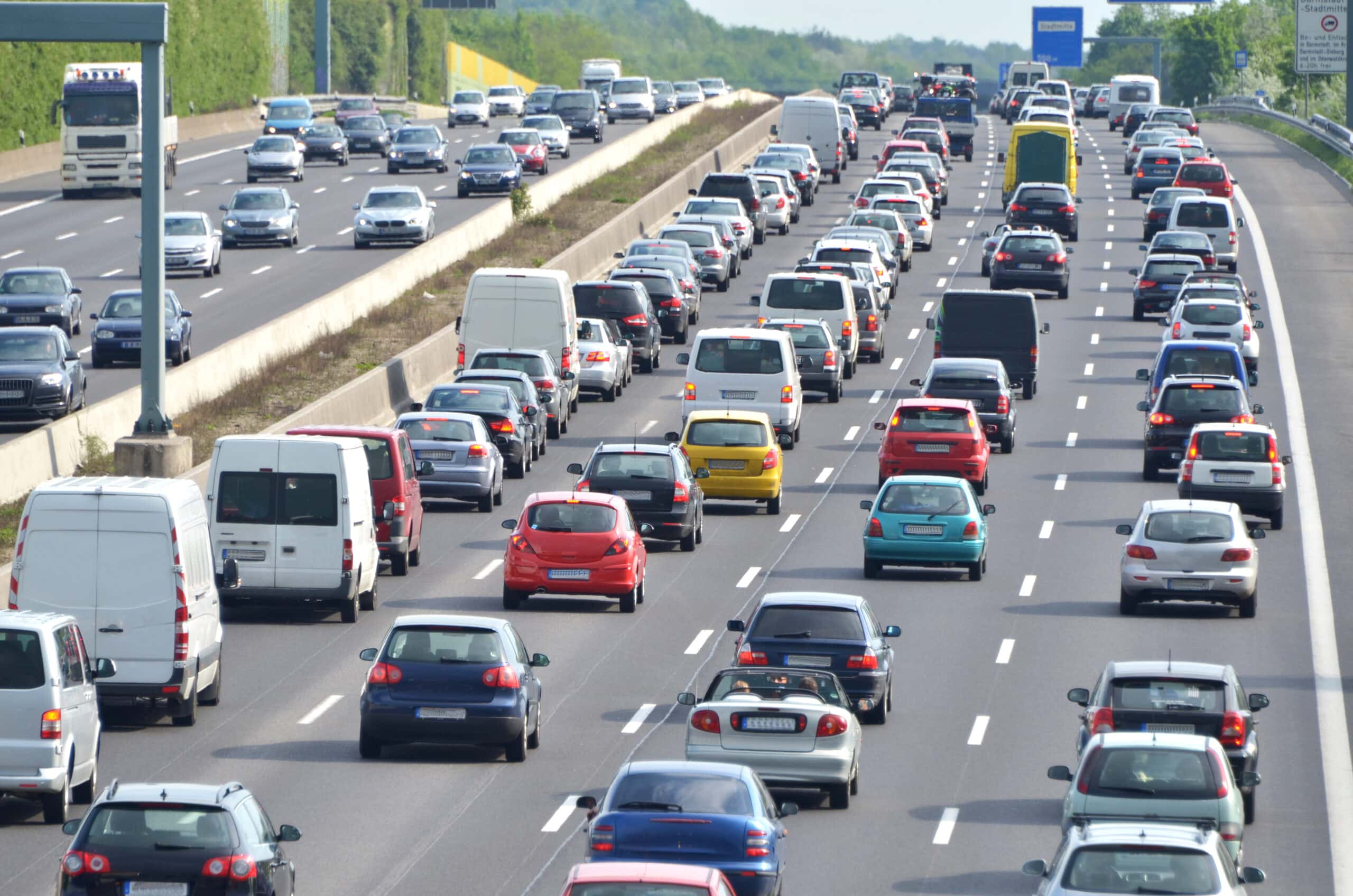 L’Union européenne assouplit la fin des moteurs thermiques en 2035