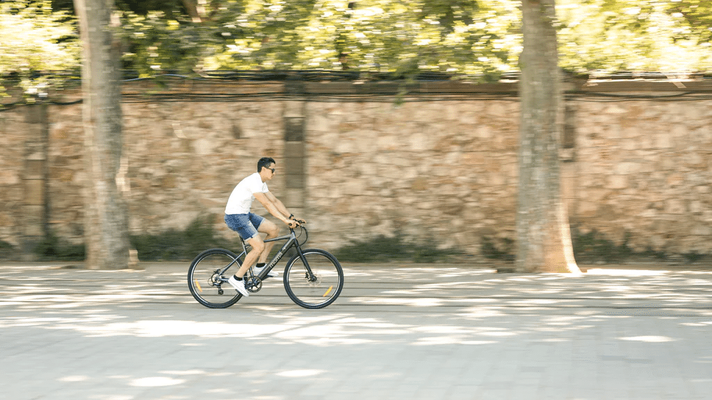 Moma Bikes E-Road Pro 28 Equipped