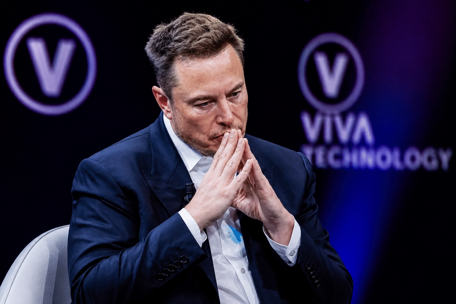 Musk promet des voitures sans conducteur dans tout le pays d'ici la fin de l'année