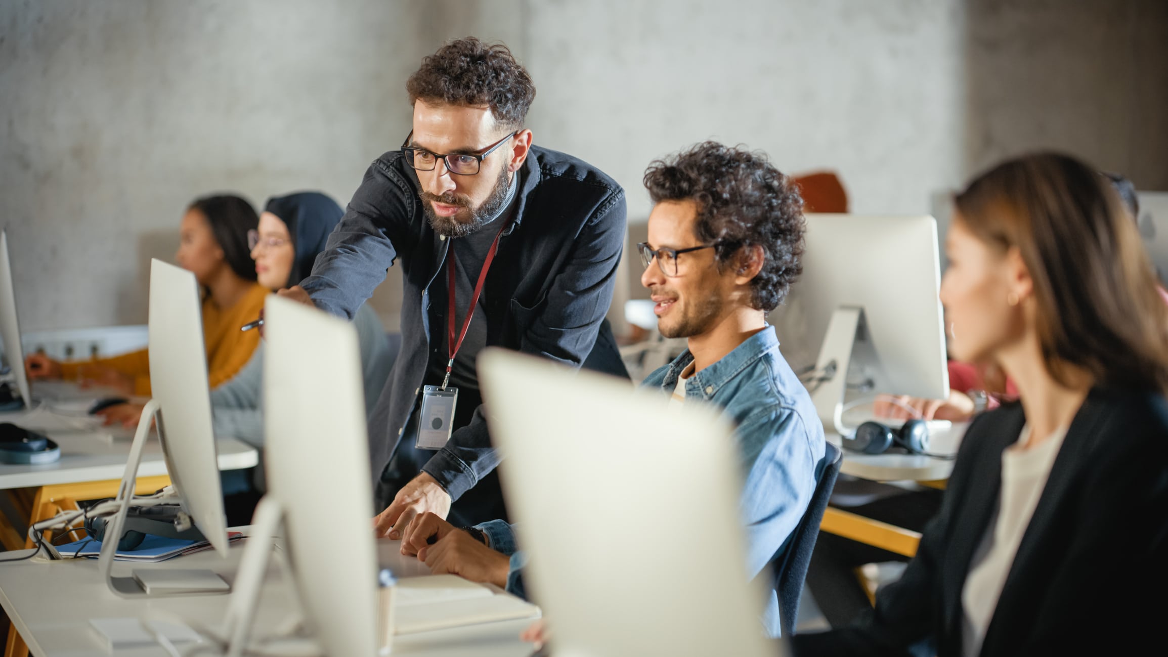 Pourquoi choisir une formation à distance en maintenance des véhicules ?