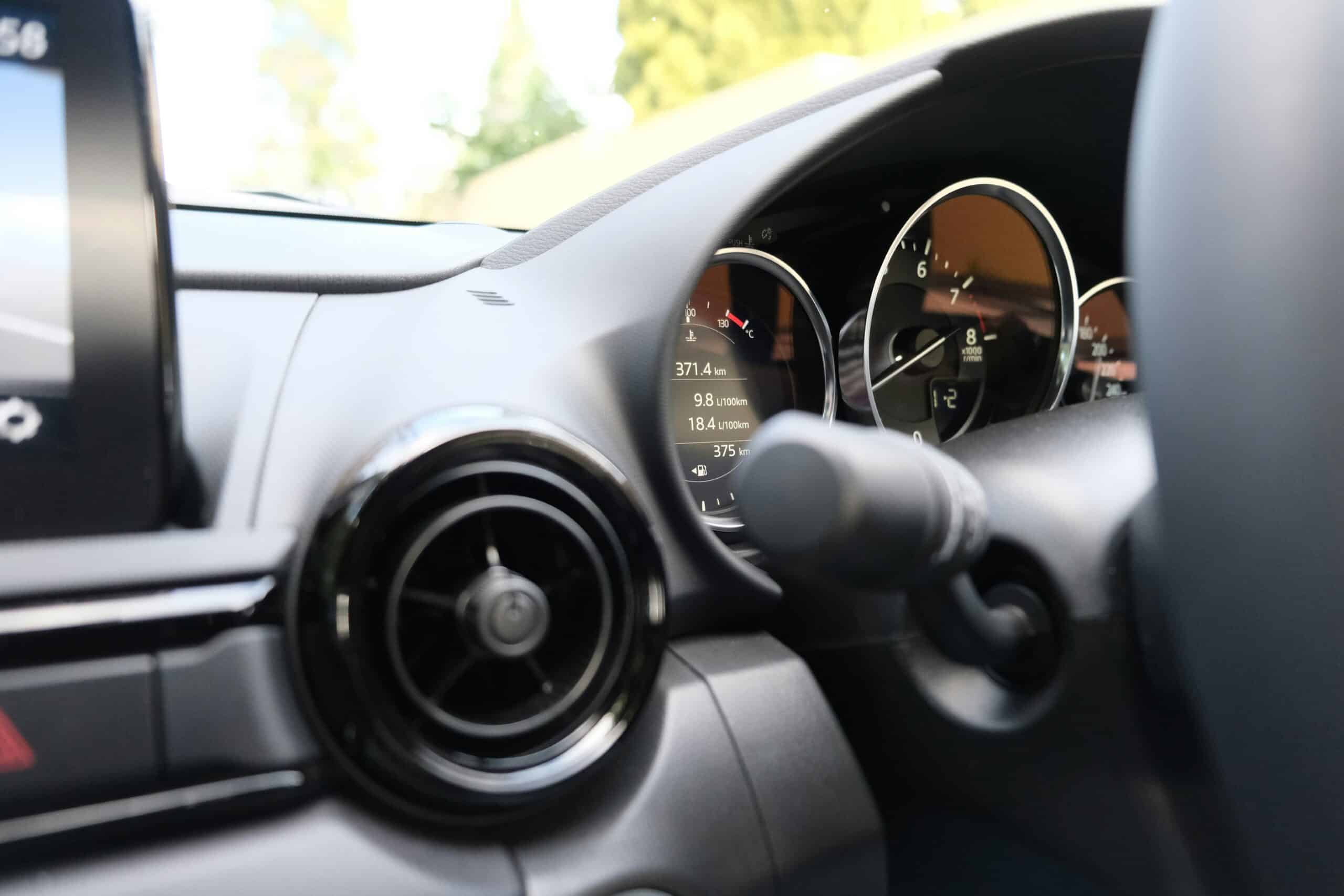 Pourquoi votre voiture vous alertera bientôt en cas de distraction au volant