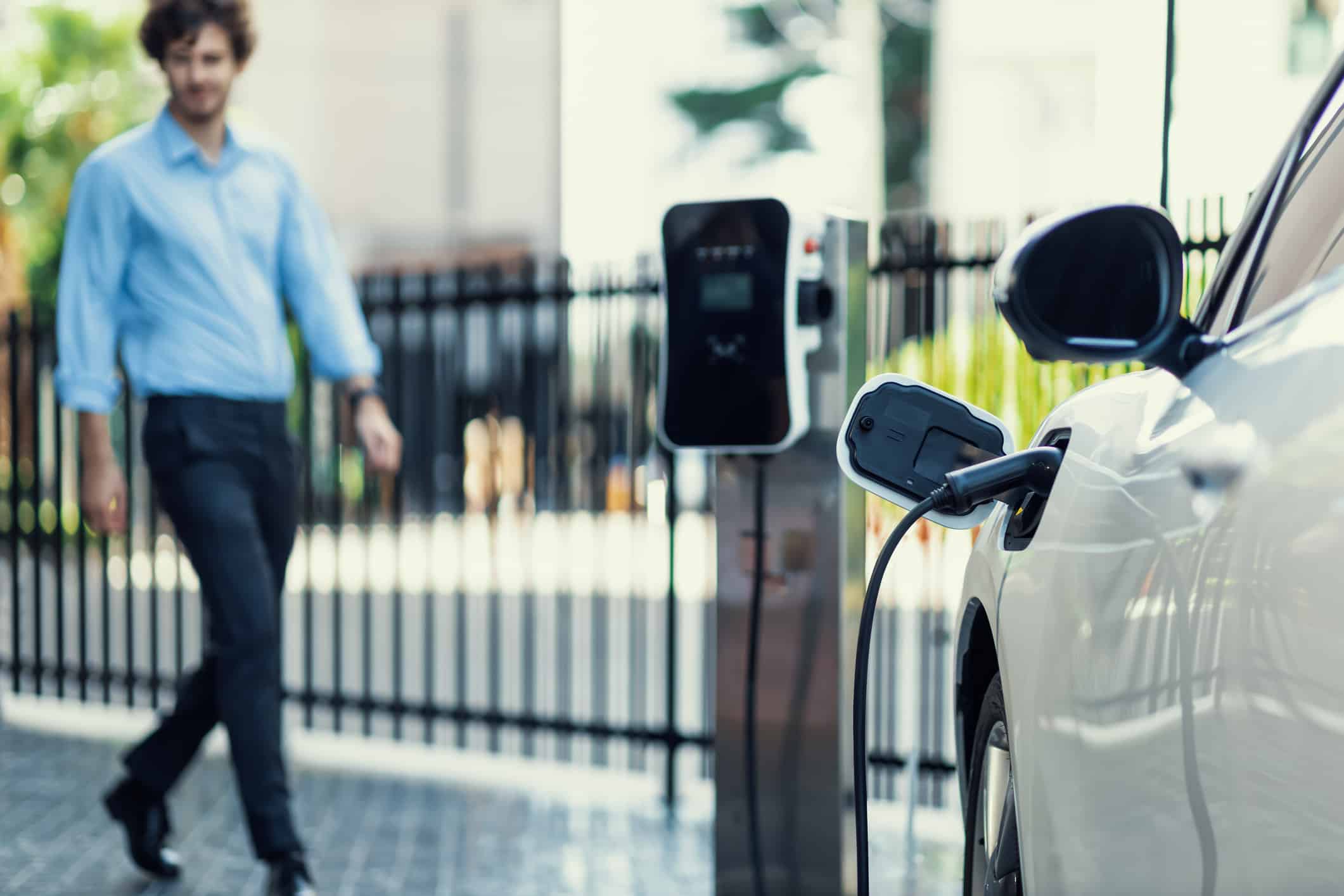 Prime de 1 000 € supplémentaire : quelles voitures électriques sont éligibles en Europe ?