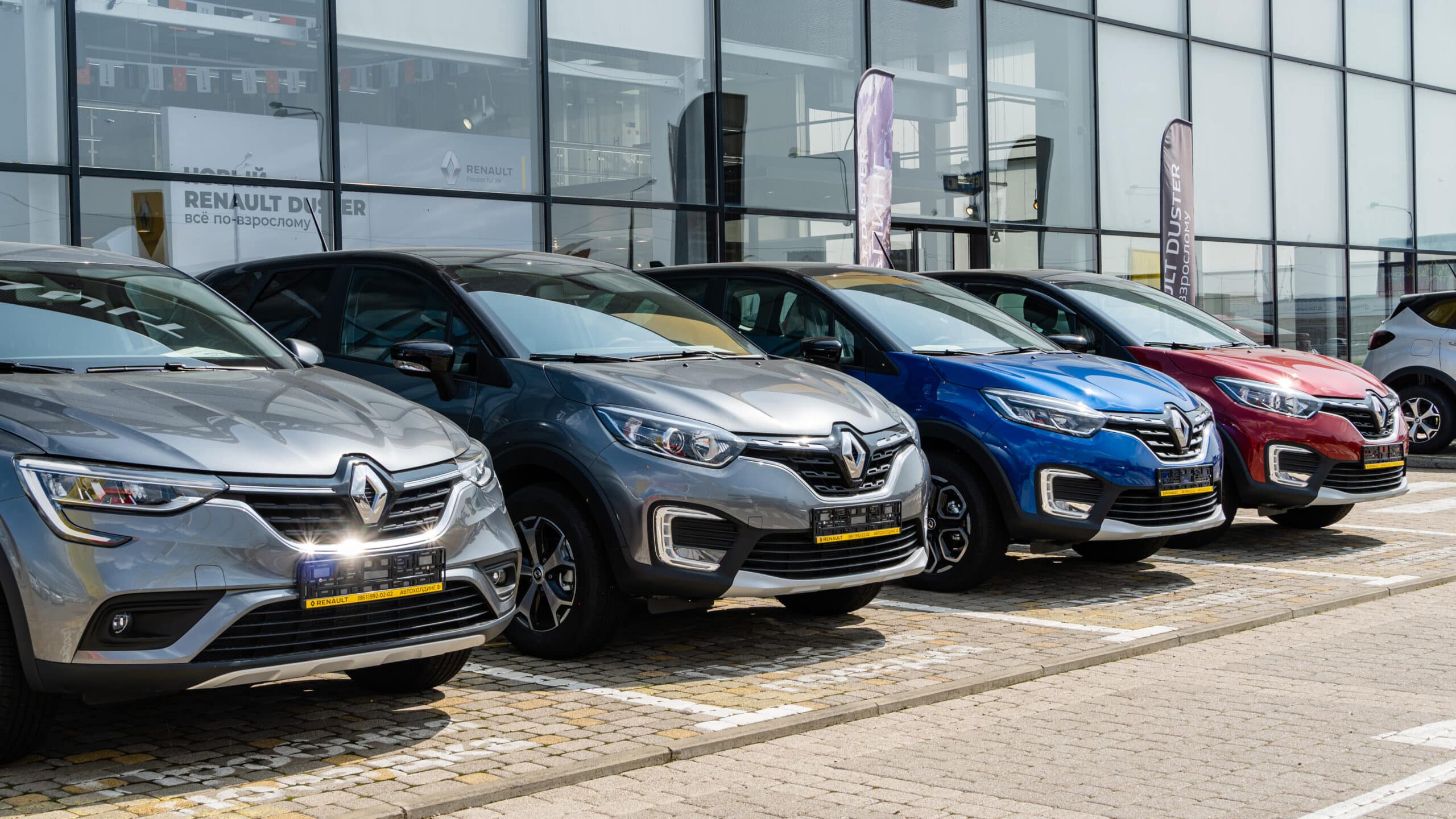 Renault signe un retour spectaculaire sur le marché automobile français en 2025