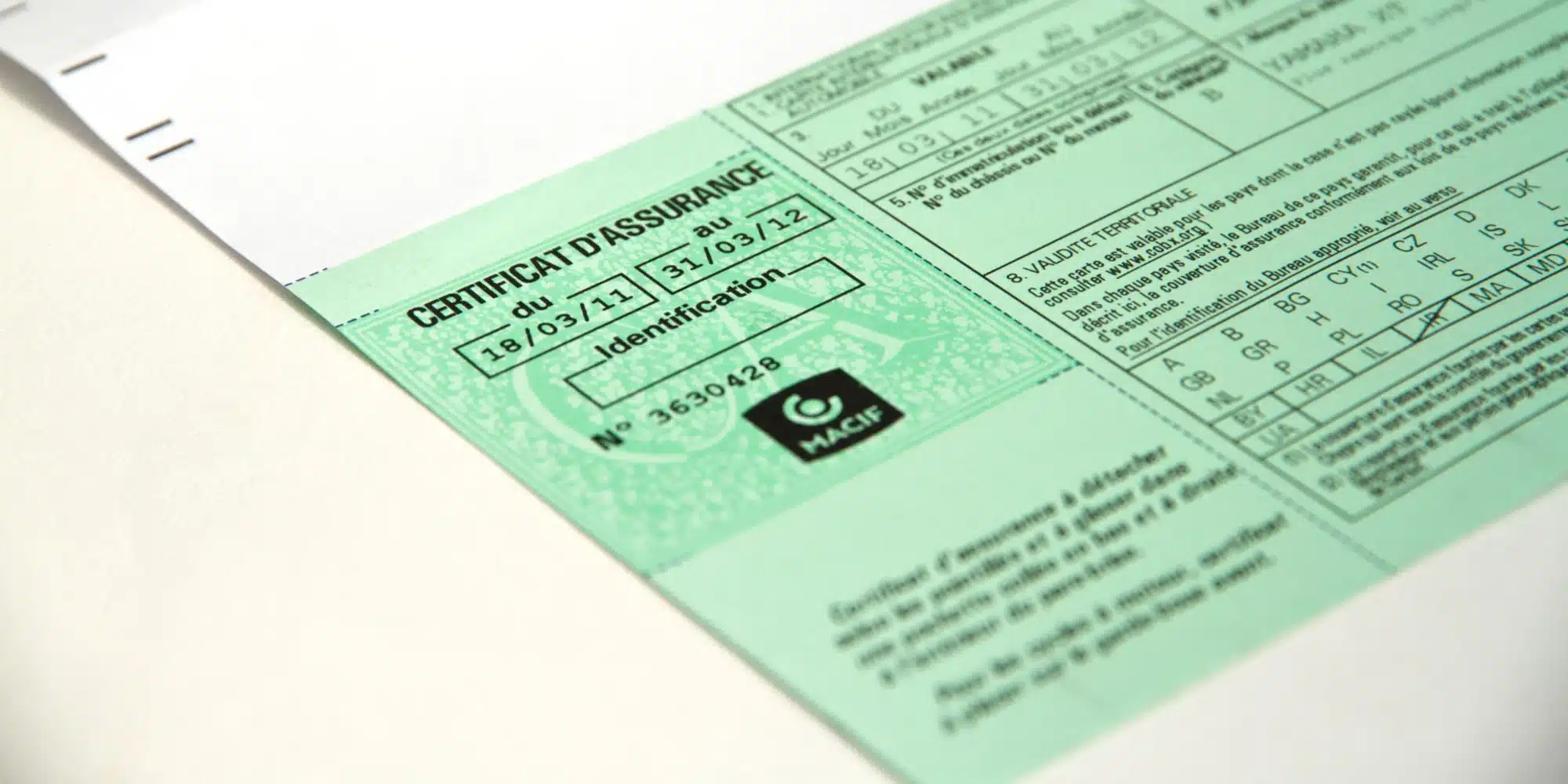 Suppression de la vignette verte assurance : quels impacts pour les conducteurs ?