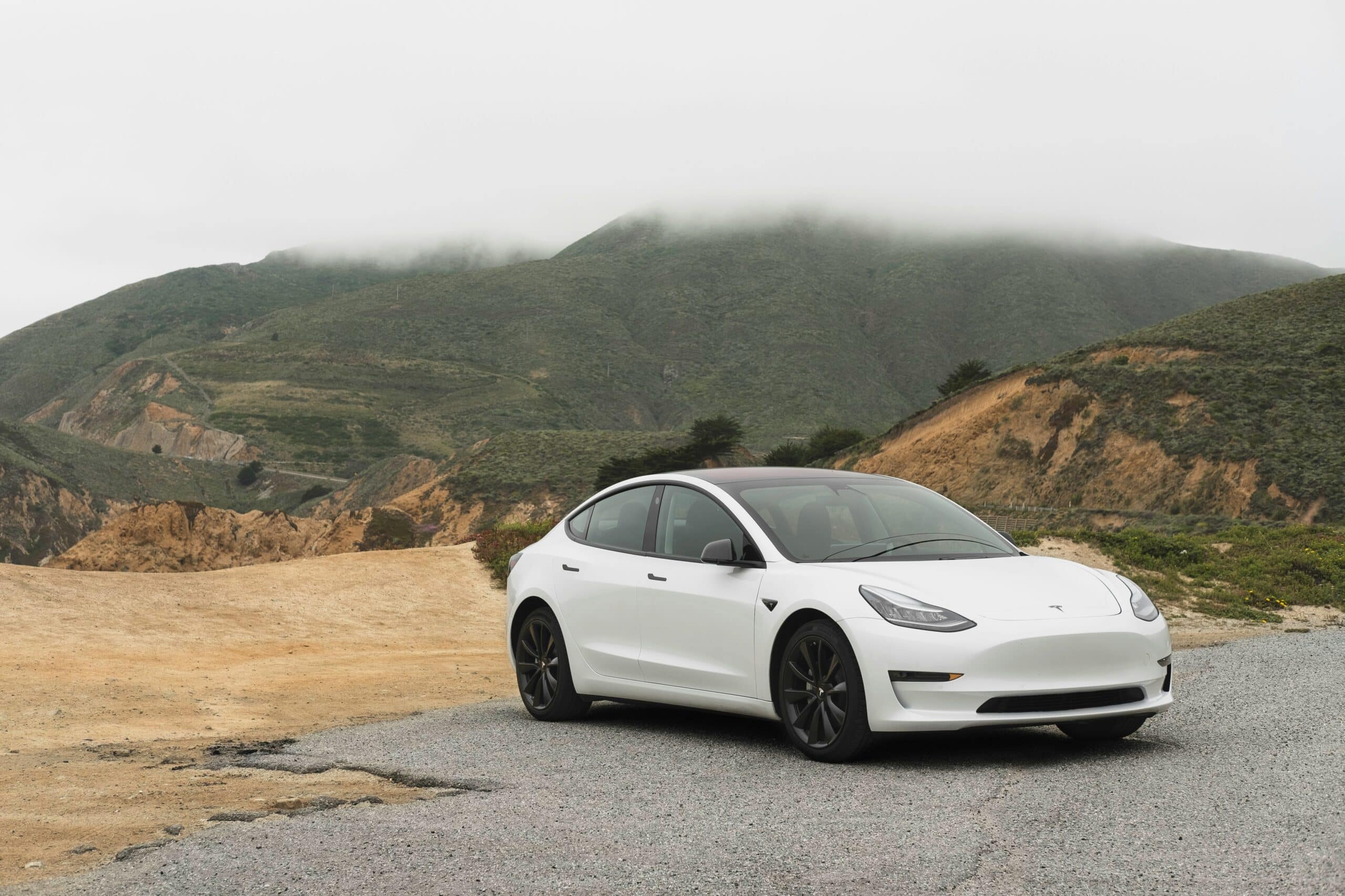 Tesla casse les prix en Europe avec des Model 3 et Model Y plus accessibles