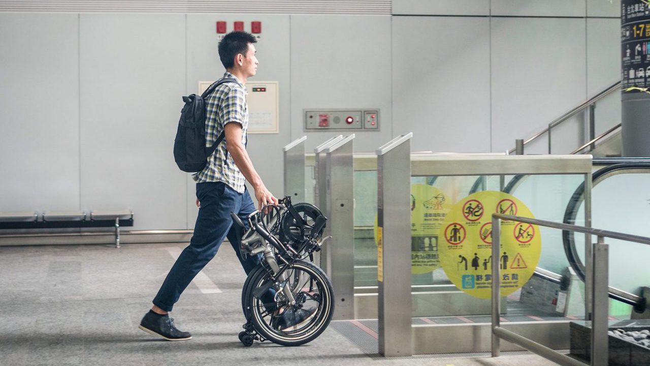 Velo electrique pliant : Le Tern BYB P8