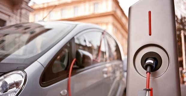 Quelles sont les aides pour acheter une voiture électrique en leasing ?