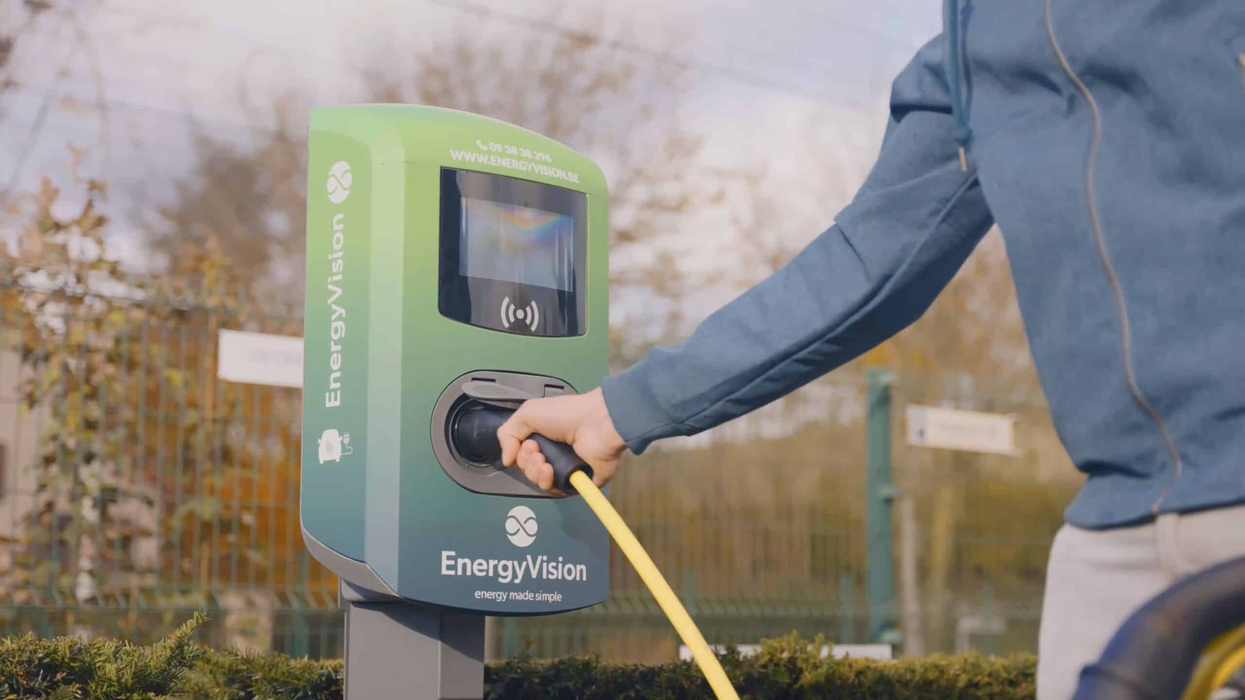 Bornes de recharge en Belgique : 5000 nouvelles stations pour véhicules électriques près des gares