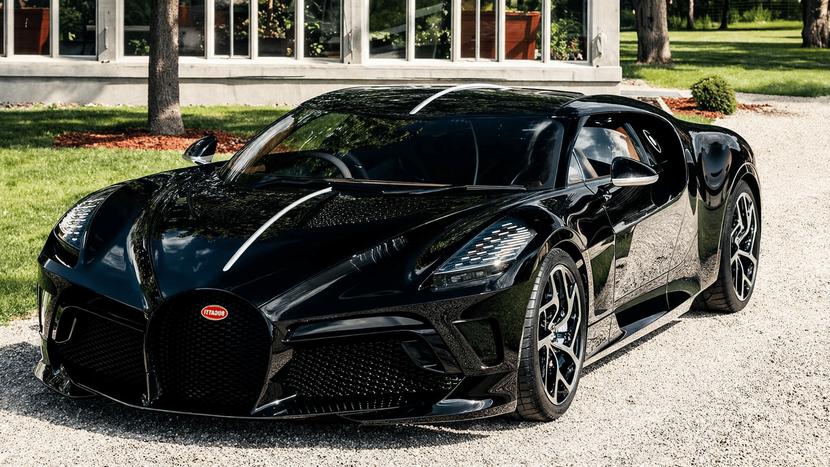 Bugatti Voiture Noire : l'acheteur mystère enfin démasqué, et ce n'est pas Cristiano Ronaldo