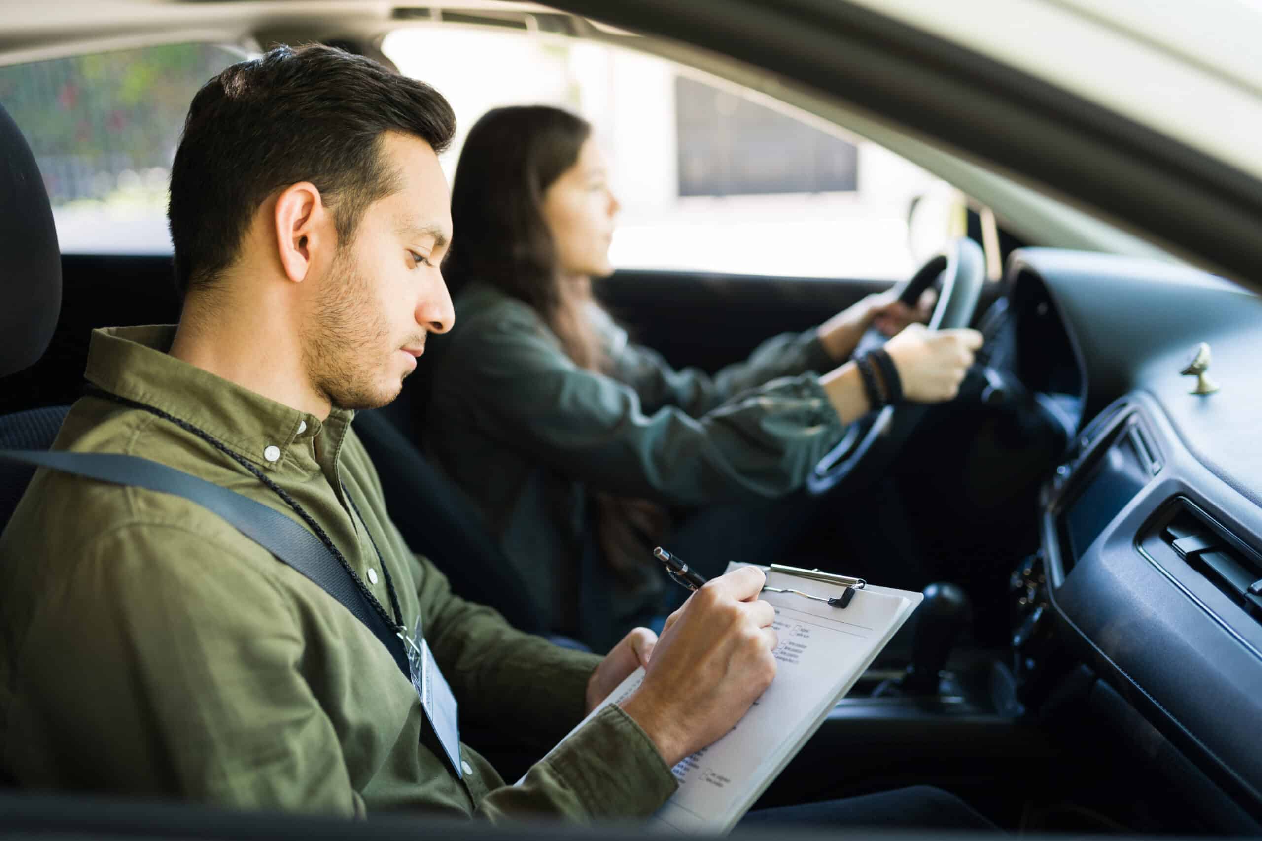 Changement de la réglementation du permis de conduire : ce qui pourrait influencer les prix
