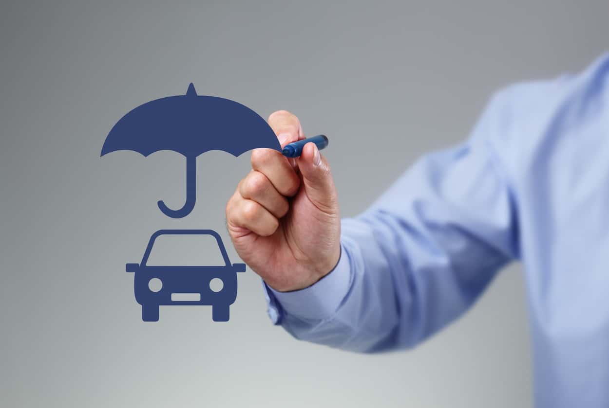 Comment bien comparer les devis d'une assurance voiture