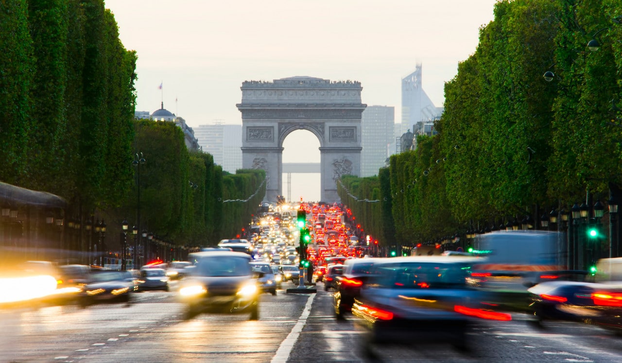 Conduire en toute sécurité à Paris : les pièges à éviter et les comportements à adopter 