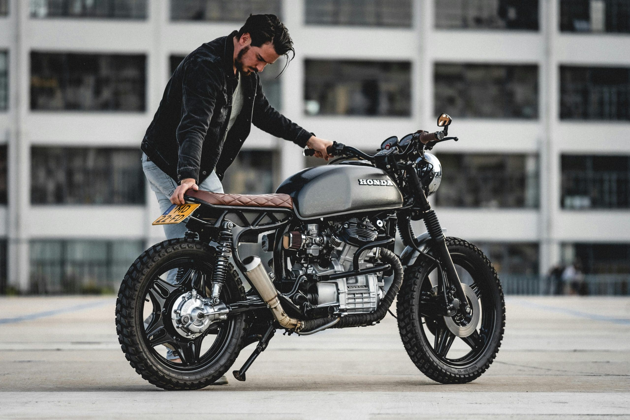 Comprendre l’assurance bris de glace moto