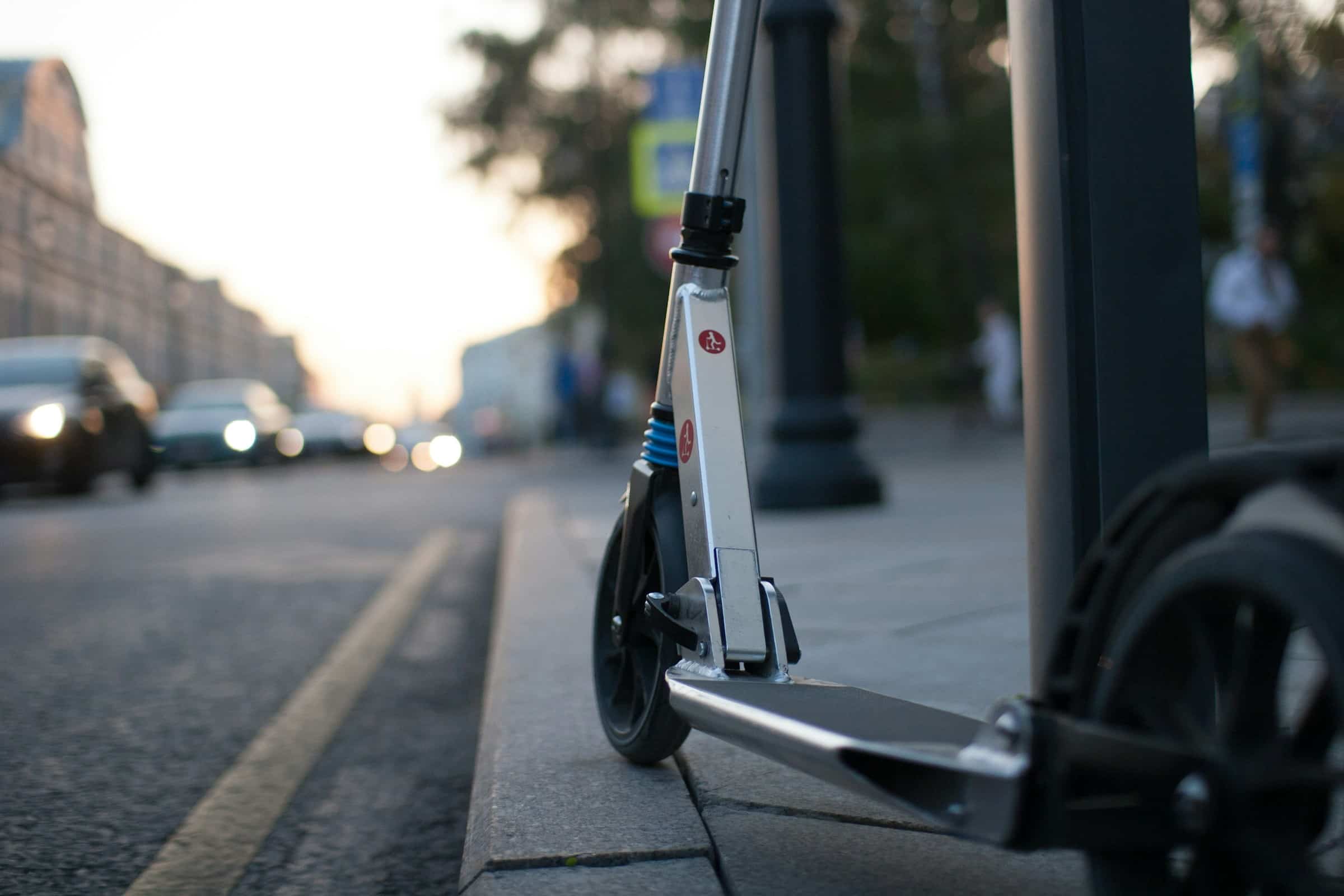 Impact écologique d’une trottinette électrique : que représente réellement un an d’utilisation ?
