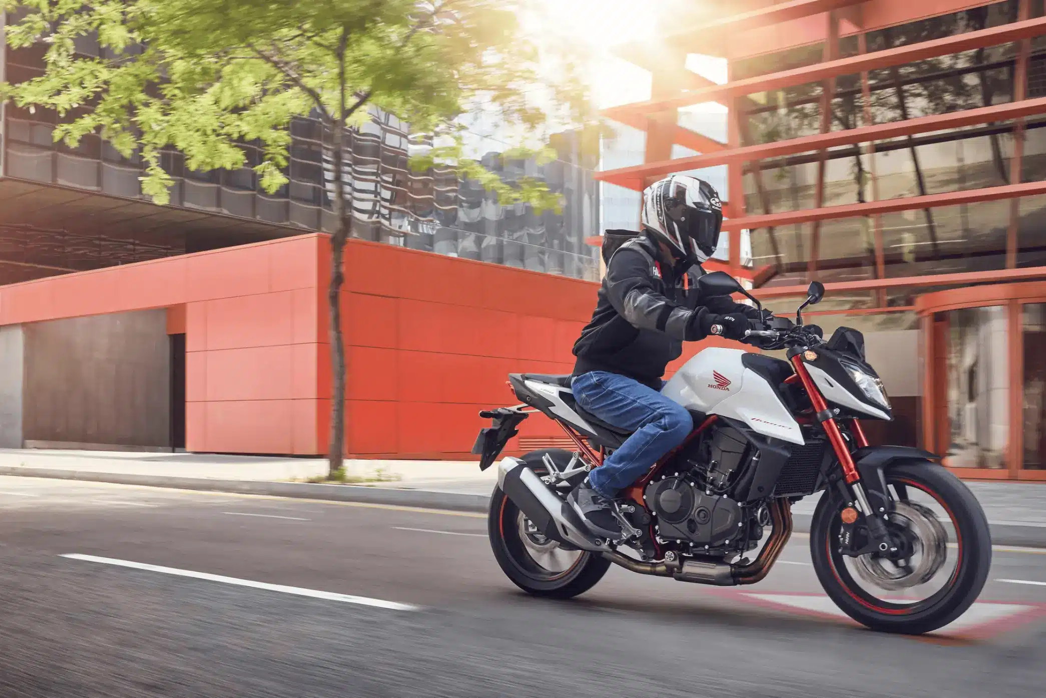 Les motos Honda s'inspirent de Tesla pour améliorer la sécurité