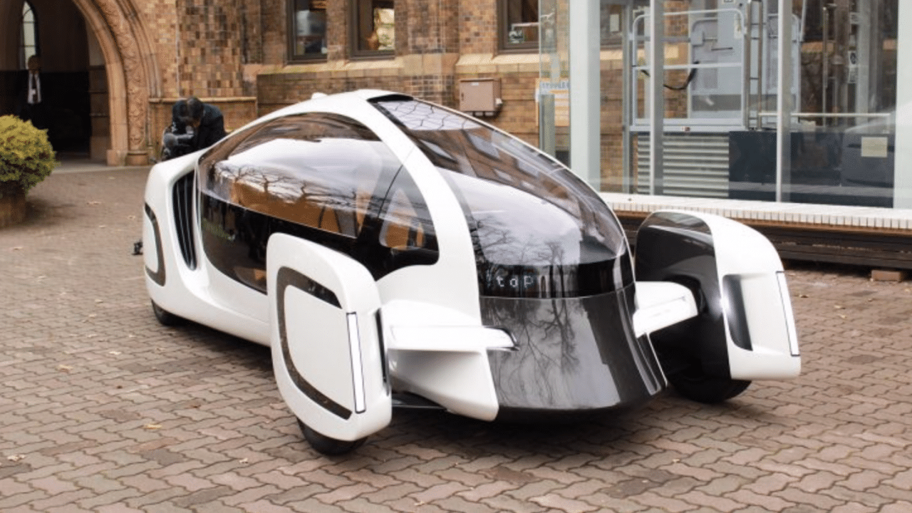 Itop : une voiture électrique ultra légère